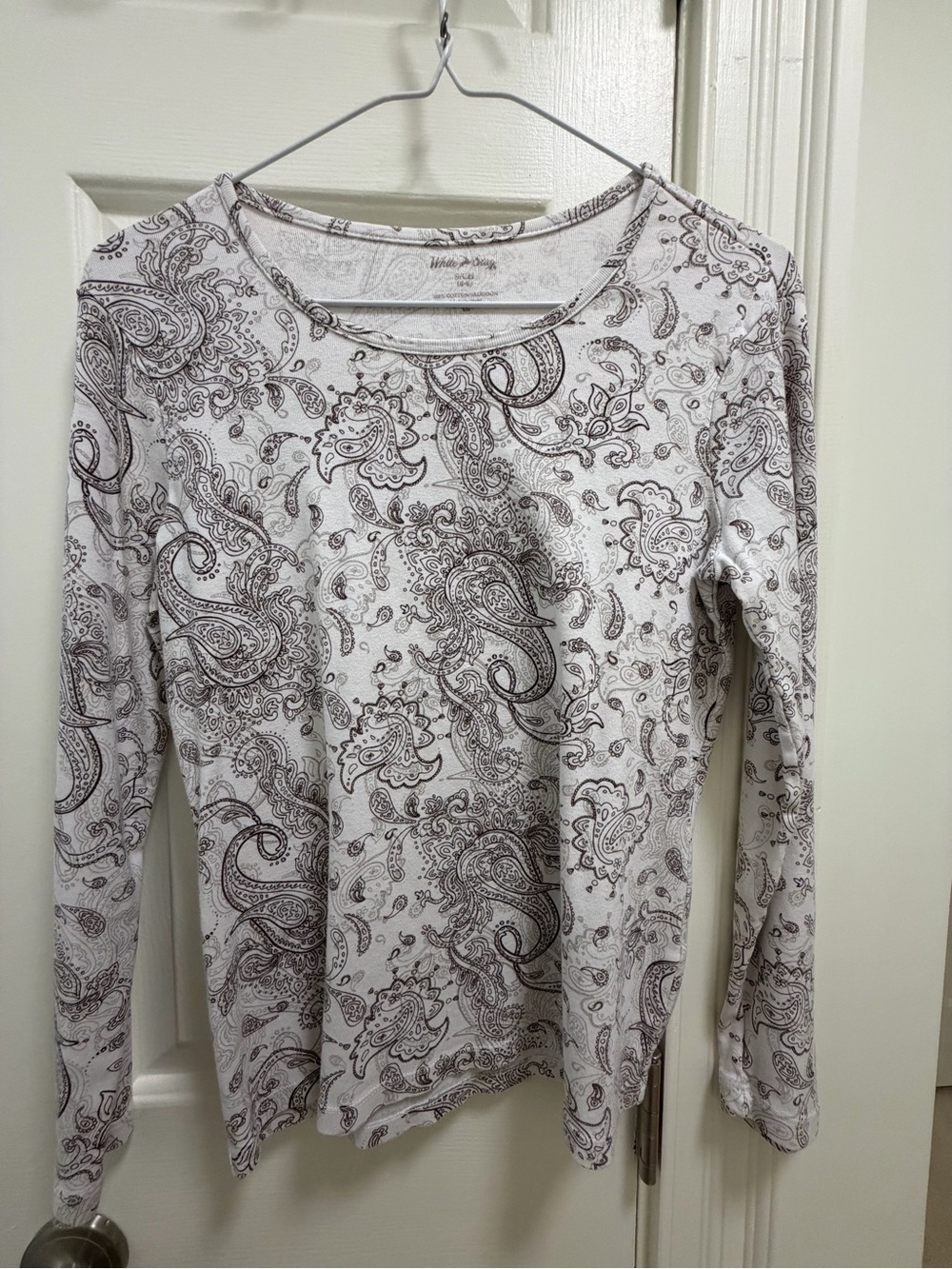 White Stag White Paisley-Print Long Sleeve Tee